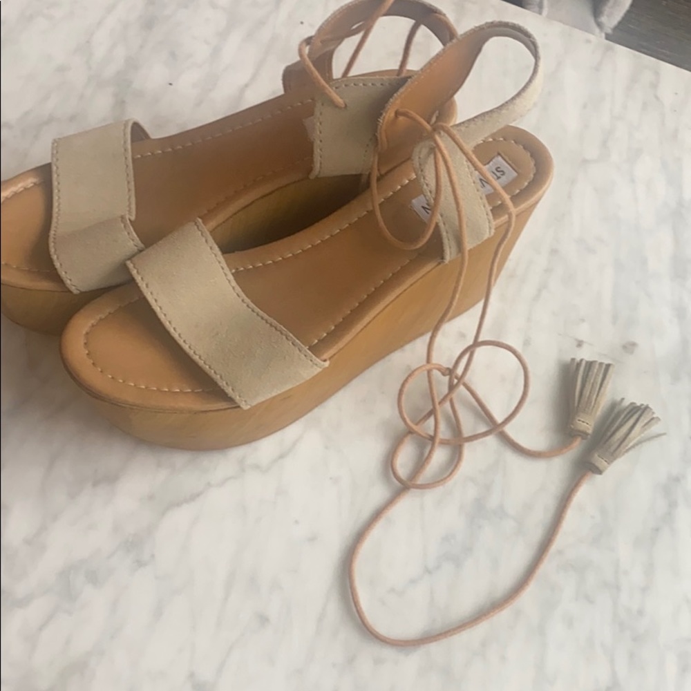Steve Madden wrap around tassel sandals